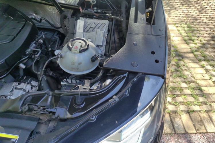 Used Audi Q5L 2020 Updated 40 TFSI Prestige Fashion Edition Engine Bay Left