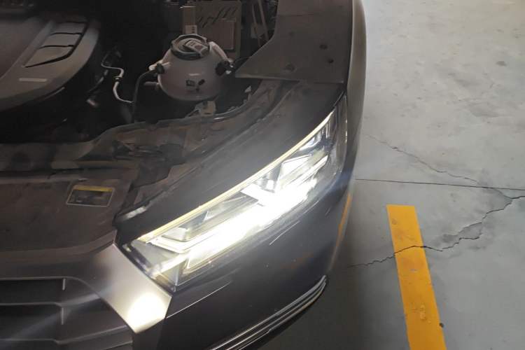 Used Audi Q5L 2020 45 TFSI Prestige Sport Edition Engine Bay Left