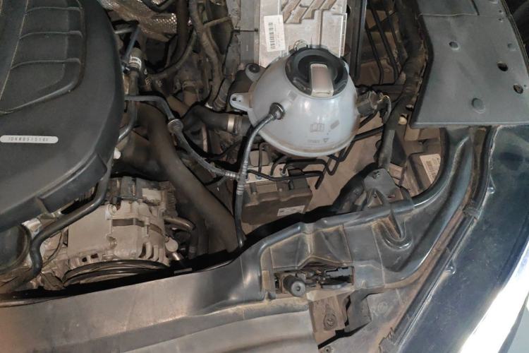 Used Audi Q5L 2020 45 TFSI Prestige Fashion Model Engine Bay Left