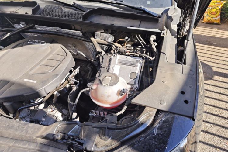 Used Audi Q5L 2020 40 TFSI Prestige Edition Engine Bay Left
