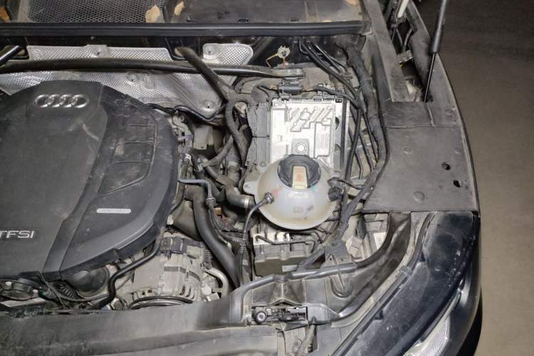 Used Audi Q5L 2020 Updated 40 TFSI Prestige Fashion Edition Engine Bay Left