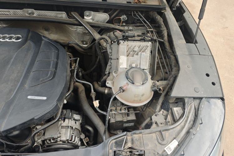 Used Audi Q5L 2020 Updated 40 TFSI Prestige Fashion Edition Engine Bay Left