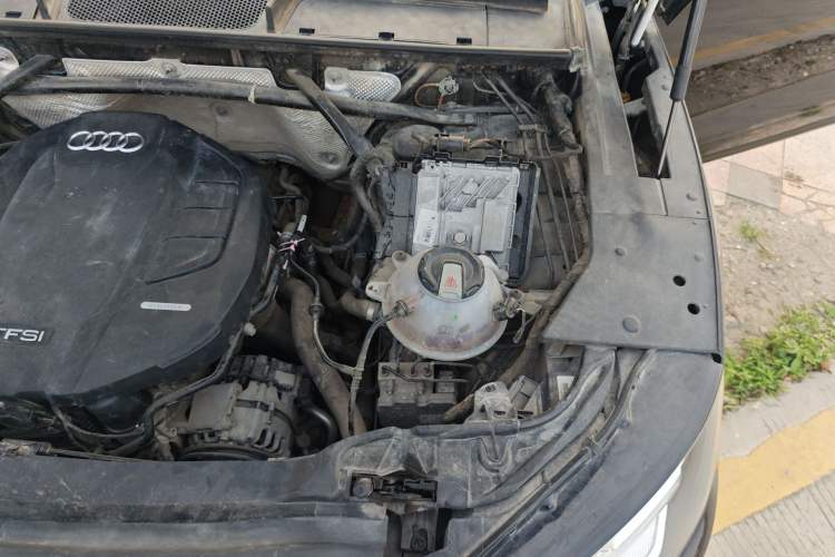 Used Audi Q5L 2020 45 TFSI Prestige Fashion Model Engine Bay Left