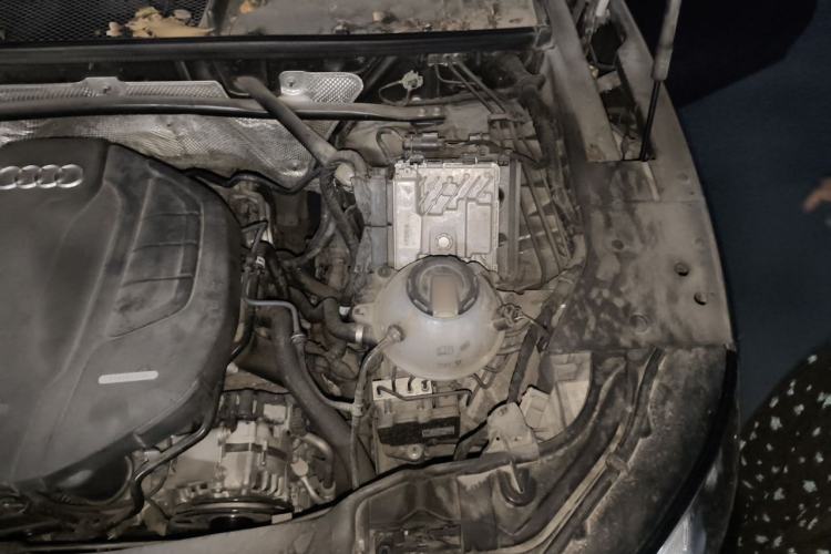 Used Audi Q5L 2020 Updated 40 TFSI Prestige Fashion Edition Engine Bay Left