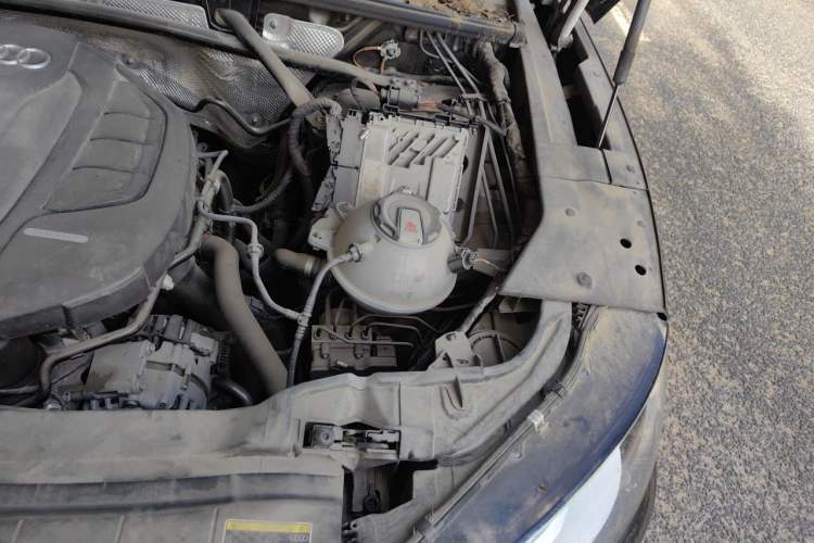 Used Audi Q5L 2020 Revised 40 TFSI Prestige Edition Engine Bay Left