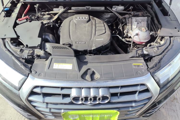 Used Audi Q5L 2020 45 TFSI Prestige Fashion Model Engine Bay