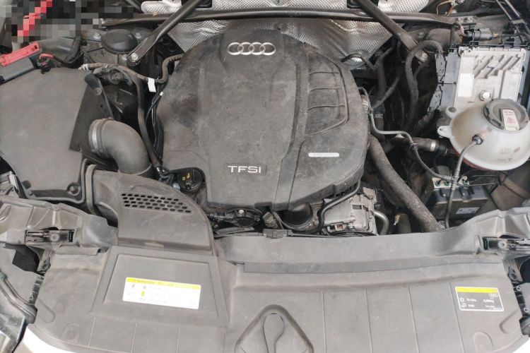 Used Audi Q5L 2020 Updated 40 TFSI Prestige Fashion Edition Engine Bay
