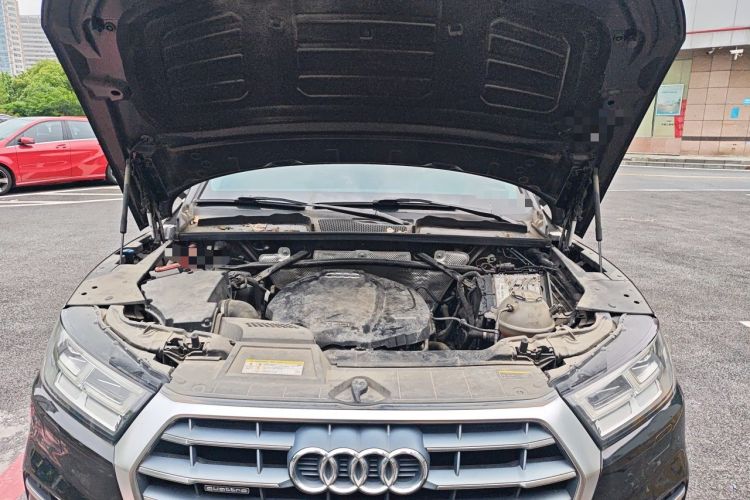 Used Audi Q5L 2020 Updated 40 TFSI Prestige Fashion Edition Engine Bay