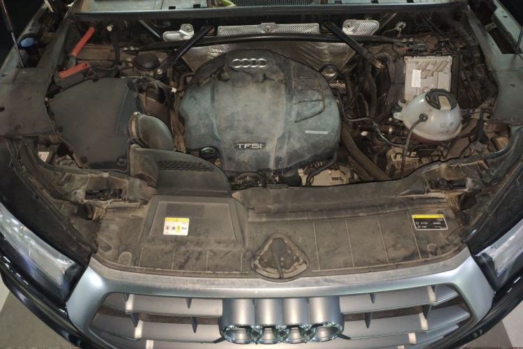 Used Audi Q5L 2020 Updated 40 TFSI Prestige Fashion Edition Engine Bay