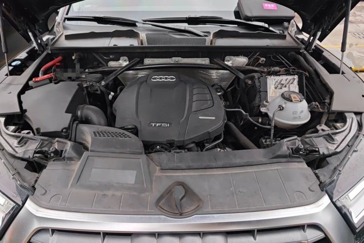 Used Audi Q5L 2020 45 TFSI Prestige Fashion Model Engine Bay