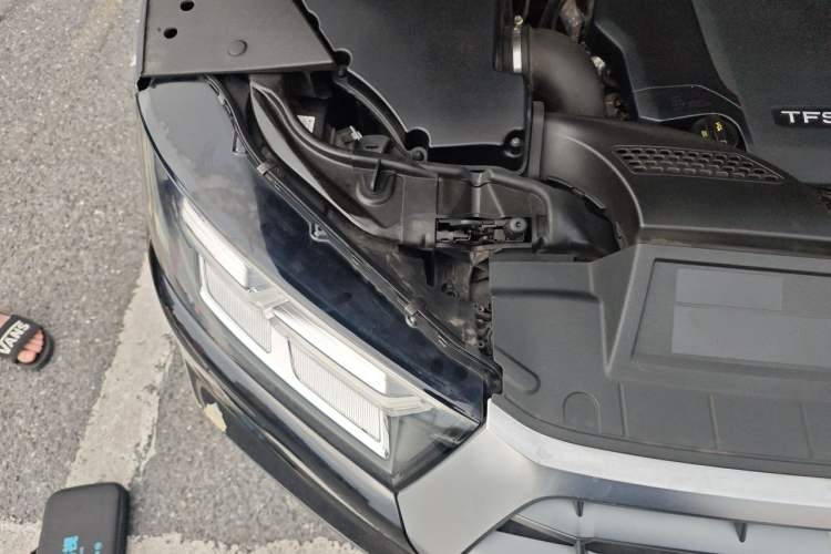 Used Audi Q5L 2020 Updated 40 TFSI Prestige Fashion Edition Engine Bay Right