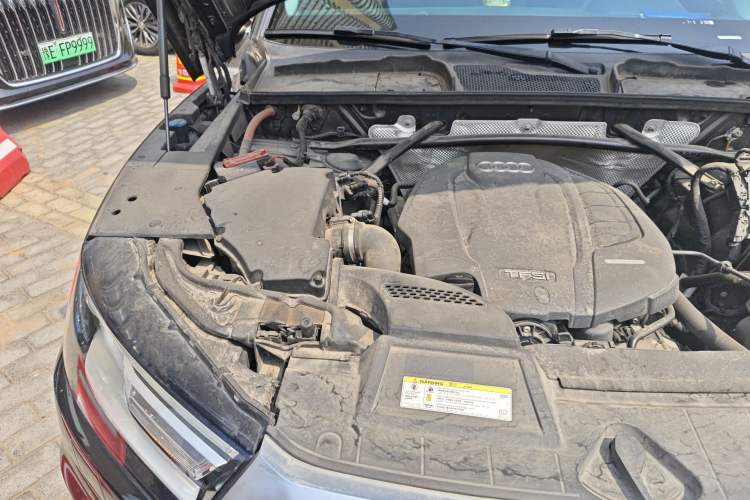 Used Audi Q5L 2020 40 TFSI Prestige Edition Engine Bay Right