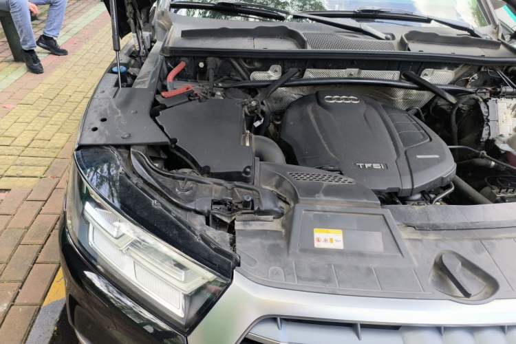 Used Audi Q5L 2020 45 TFSI Prestige Fashion Model Engine Bay Right