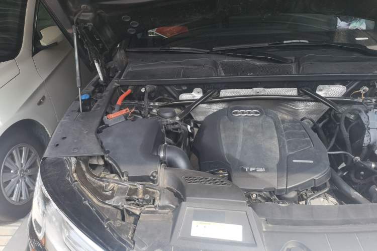 Used Audi Q5L 2020 40 TFSI Prestige Edition Engine Bay Right