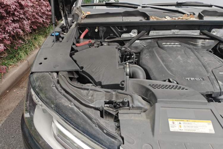 Used Audi Q5L 2020 40 TFSI Prestige Edition Engine Bay Right