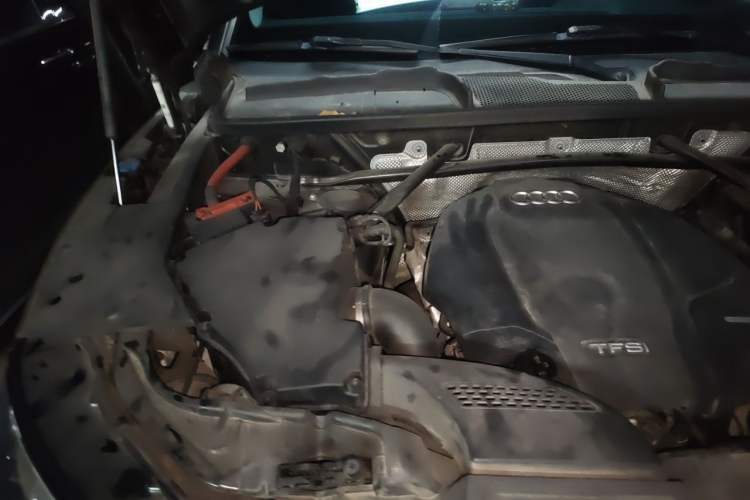 Used Audi Q5L 2020 40 TFSI Prestige Edition Engine Bay Right