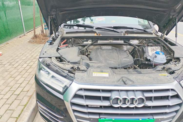 Used Audi Q5L 2020 Updated 40 TFSI Prestige Fashion Edition Engine Bay Right