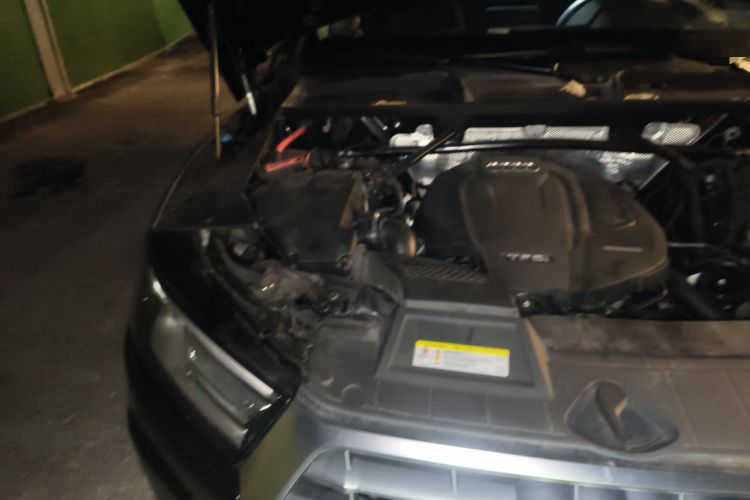 Used Audi Q5L 2020 40 TFSI Prestige Edition Engine Bay Right
