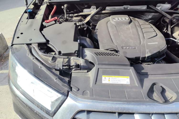 Used Audi Q5L 2020 45 TFSI Prestige Fashion Model Engine Bay Right