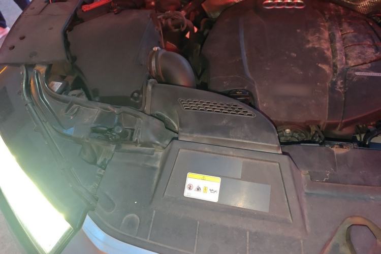 Used Audi Q5L 2020 45 TFSI Prestige Fashion Model Engine Bay Right