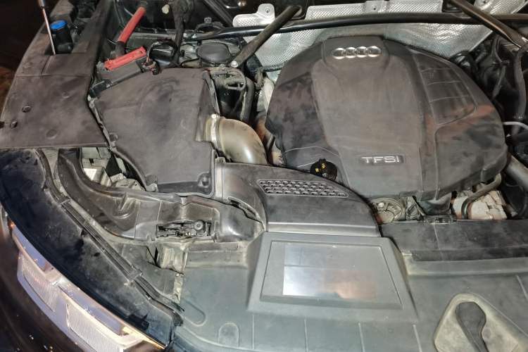Used Audi Q5L 2020 45 TFSI Prestige Fashion Model Engine Bay Right