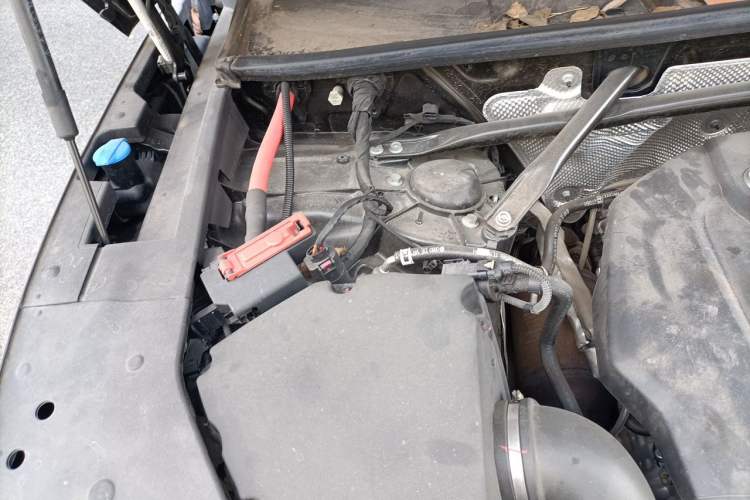 Used Audi Q5L 2020 40 TFSI Prestige Edition Engine Bay Right