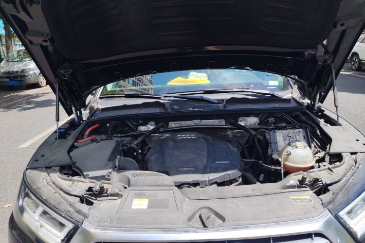 Used Audi Q5L 2020 Updated 40 TFSI Prestige Fashion Edition Engine Bay