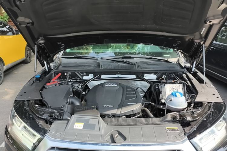 Used Audi Q5L 2020 Updated 40 TFSI Prestige Fashion Edition Engine Bay