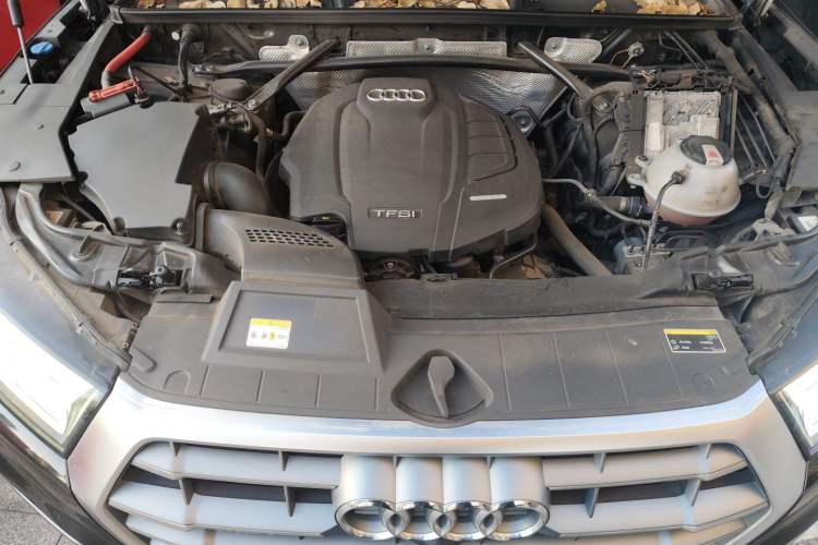 Used Audi Q5L 2020 Updated 40 TFSI Prestige Fashion Edition Engine Bay