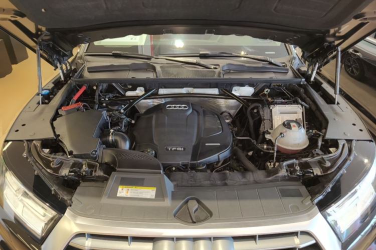 Used Audi Q5L 2020 40 TFSI Prestige Fashion Edition Engine Bay