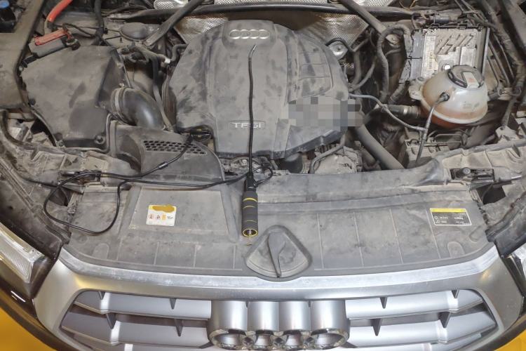 Used Audi Q5L 2020 Updated 40 TFSI Prestige Fashion Edition Engine Bay