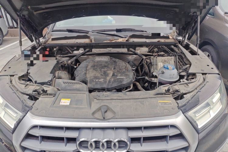 Used Audi Q5L 2020 Updated 40 TFSI Prestige Fashion Edition Engine Bay