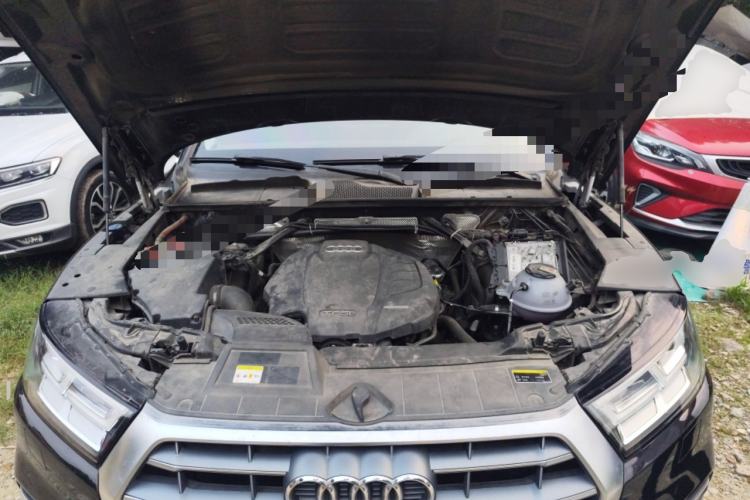 Used Audi Q5L 2020 Updated 40 TFSI Prestige Fashion Edition Engine Bay