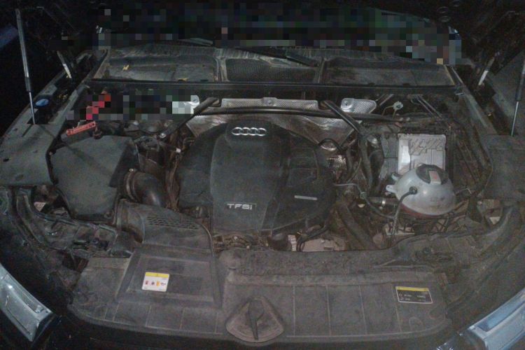 Used Audi Q5L 2020 45 TFSI Prestige Fashion Model Engine Bay