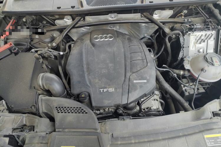 Used Audi Q5L 2020 Updated 40 TFSI Prestige Fashion Edition Engine Bay