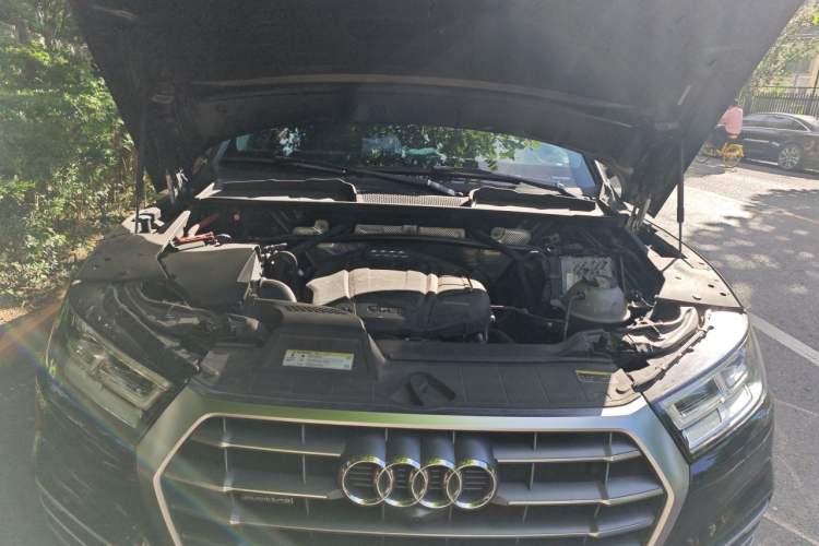 Used Audi Q5L 2020 45 TFSI Prestige Sport Edition Engine Bay