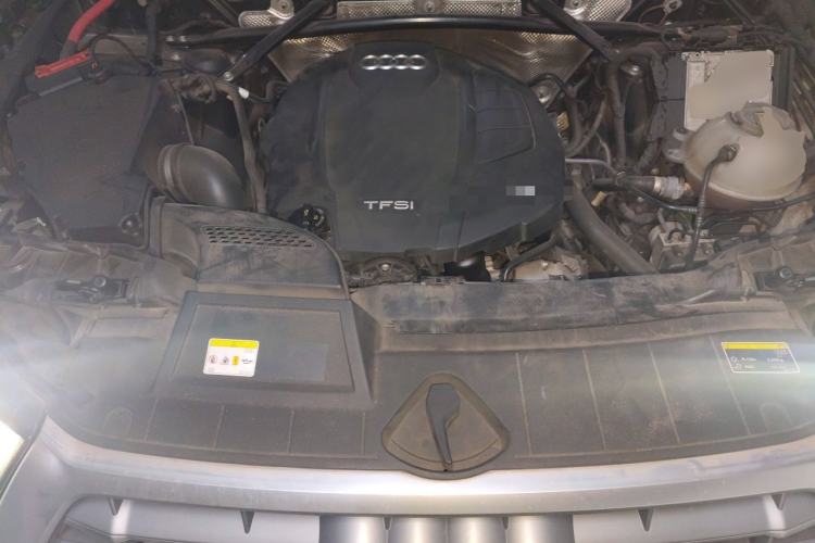 Used Audi Q5L 2020 Updated 40 TFSI Prestige Fashion Edition Engine Bay