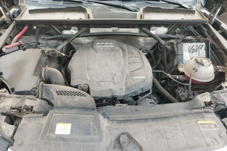 Used Audi Q5L 2020 Updated 40 TFSI Prestige Fashion Edition Engine Bay