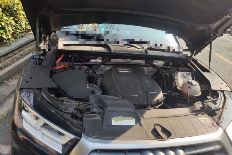 Used Audi Q5L 2020 Updated 40 TFSI Prestige Fashion Edition Engine Bay