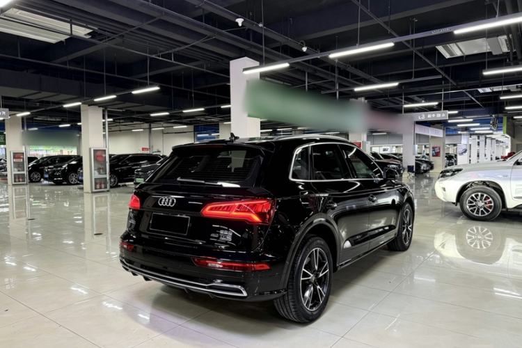 Used Audi Q5L 2020 Updated 40 TFSI Prestige Fashion Edition Exterior 2