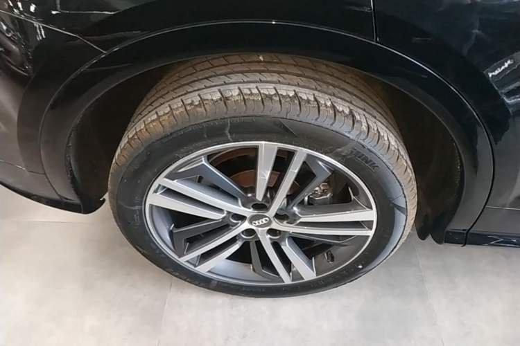 Used Audi Q5L 2020 Updated 40 TFSI Prestige Fashion Edition Exterior 5