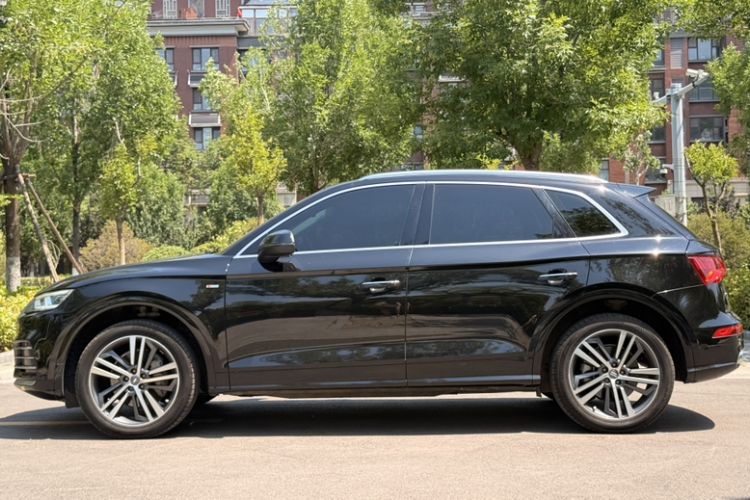 Used Audi Q5L 2020 Updated 40 TFSI Prestige Fashion Edition Exterior 5