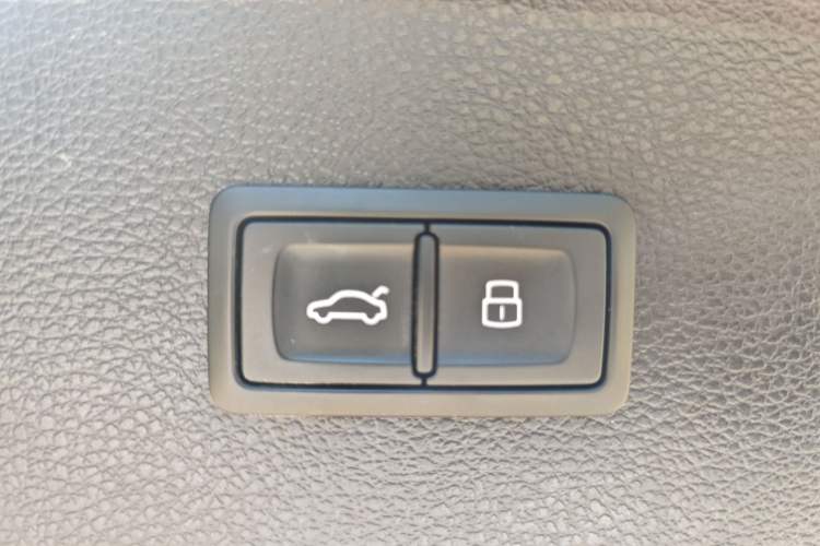 Used Audi Q5L 2020 45 TFSI Prestige Fashion Model Exterior 8