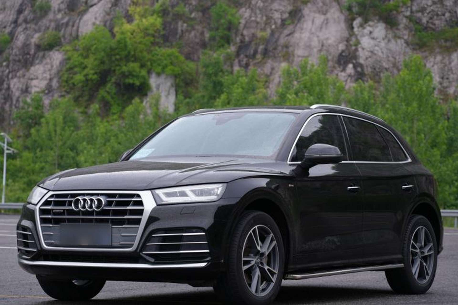 Used Audi Q5L 2020 Updated 40 TFSI Prestige Fashion Edition Front Left 45 Deg
