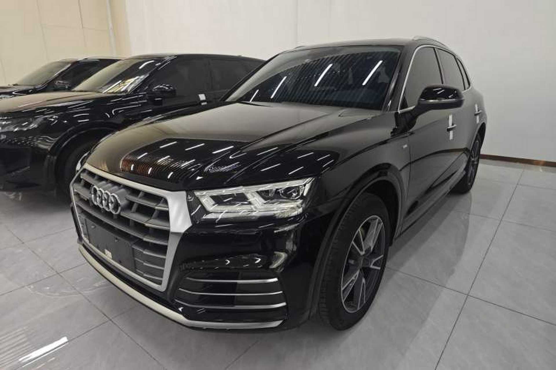 Used Audi Q5L 2020 40 TFSI Prestige Fashion Edition Front Left 45 Deg