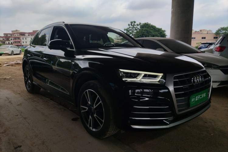 Used Audi Q5L 2020 40 TFSI Prestige Fashion Edition Front Right 45 Deg