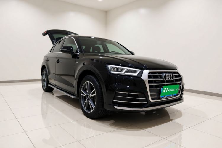 Used Audi Q5L 2020 Updated 40 TFSI Prestige Fashion Edition Front Right 45 Deg