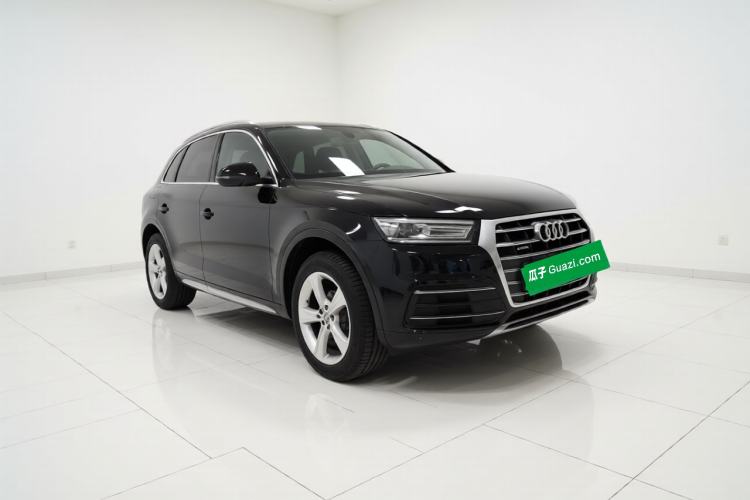 Used Audi Q5L 2020 Revised 40 TFSI Prestige Edition Front Right 45 Deg