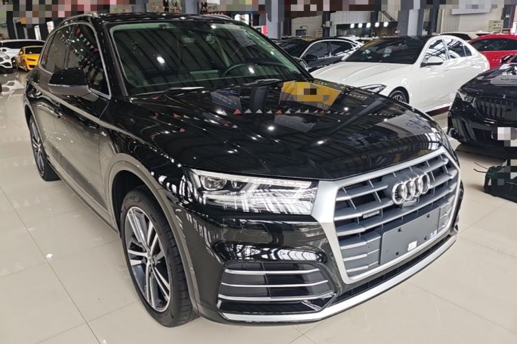 Used Audi Q5L 2020 45 TFSI Prestige Fashion Model Front Right 45 Deg