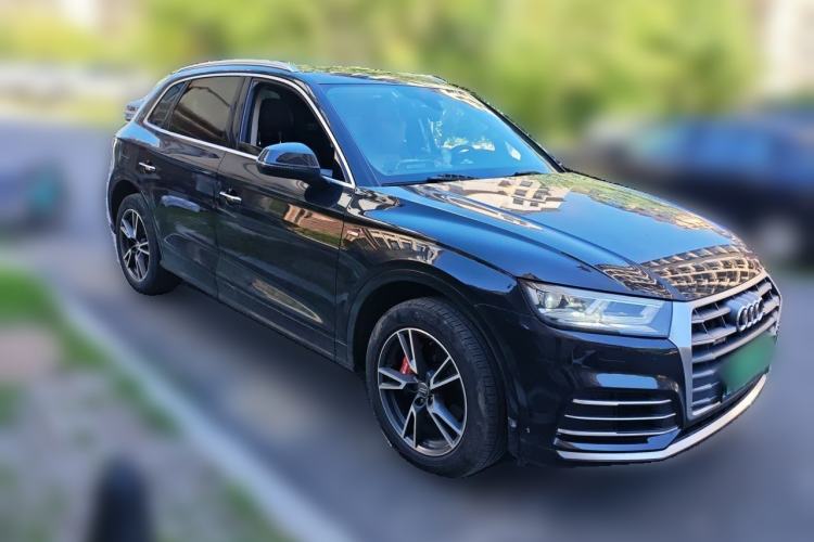 Used Audi Q5L 2020 Updated 40 TFSI Prestige Fashion Edition Front Right 45 Deg